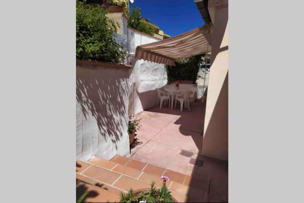 Casa Maddalenina Con Giardino, Vicino Al Mare! Apartment La Maddalena  Exterior photo